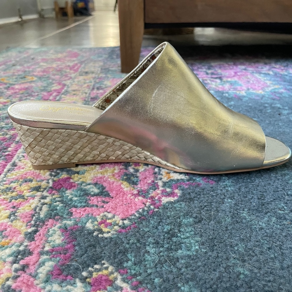 SALE: NWT Seychelles Gold Mule Slip Ons
